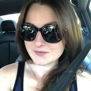 Meet your Posher, Kour